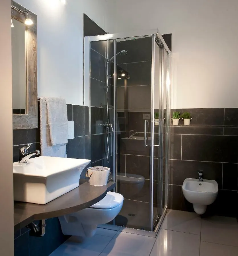 Le Suites - Di Fronte Ospedale Sacro Cuore Negrar 0*,