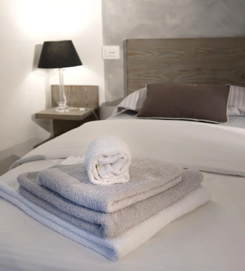 Bed & Breakfast Le Suites - di fronte Ospedale Sacro Cuore Negrar