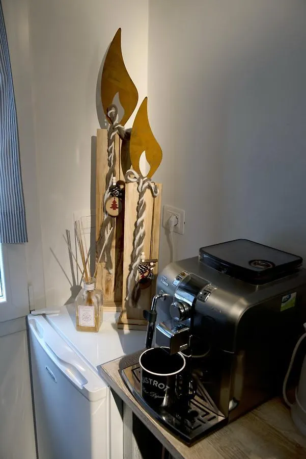 Le Suites - di fronte Ospedale Sacro Cuore Negrar Bed & Breakfast