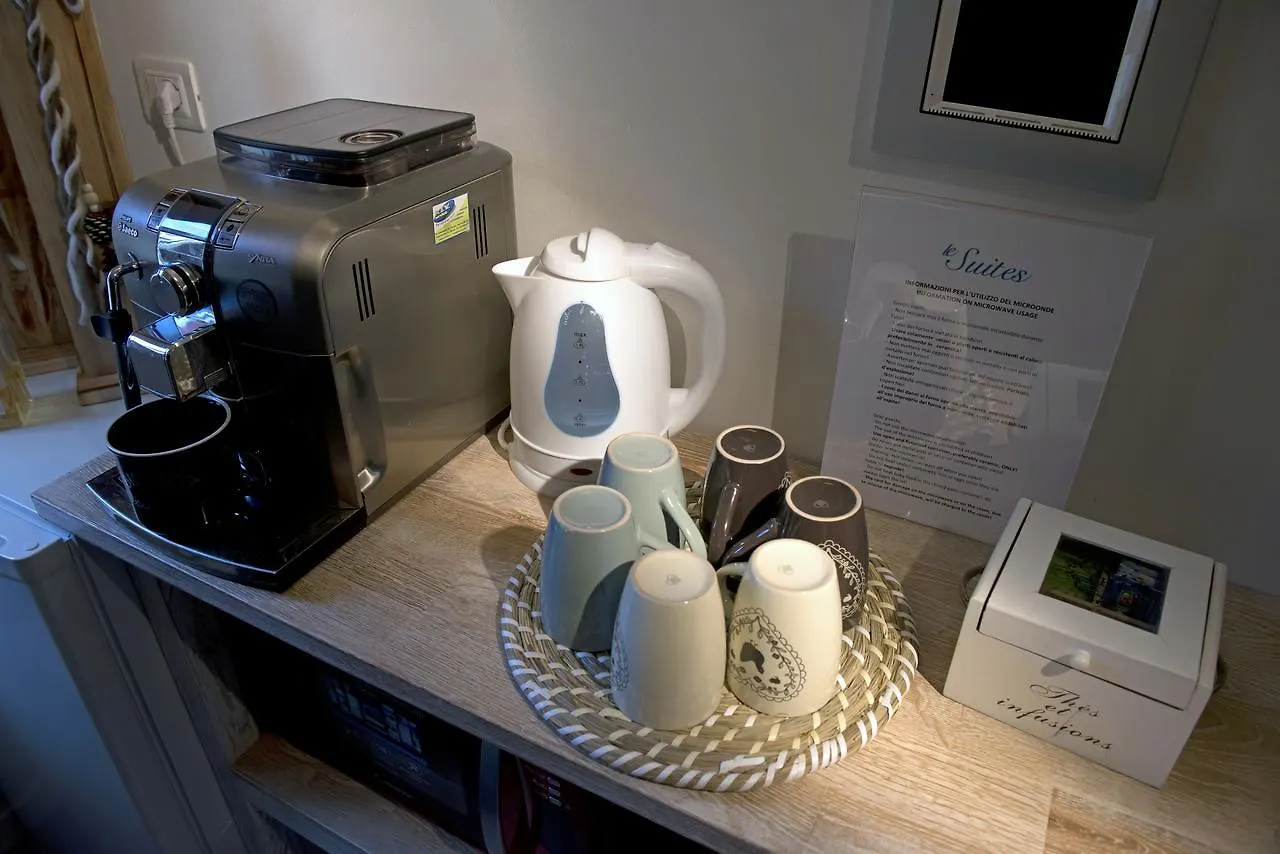 Bed & Breakfast Le Suites - di fronte Ospedale Sacro Cuore Negrar Italia